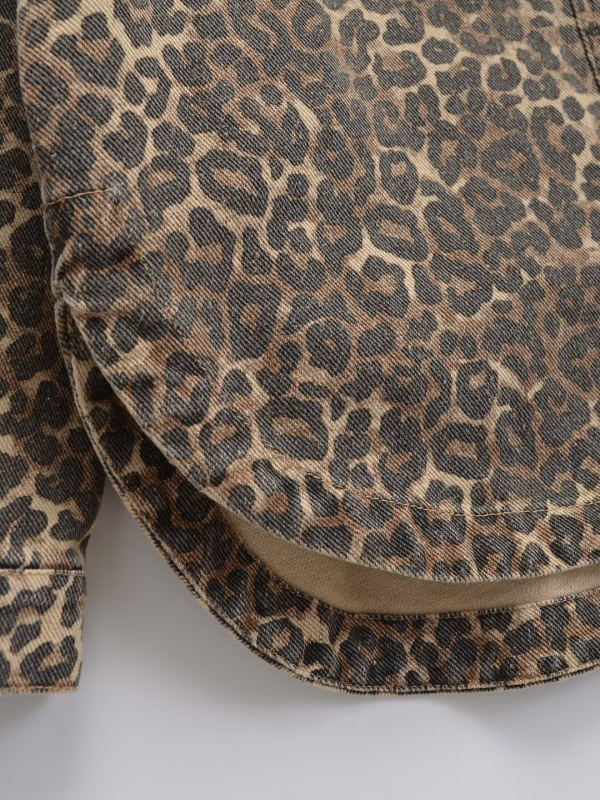 Leopard print pamukasti kaput s polo ovratnikom, jednostruko kopčanje, širok kroj