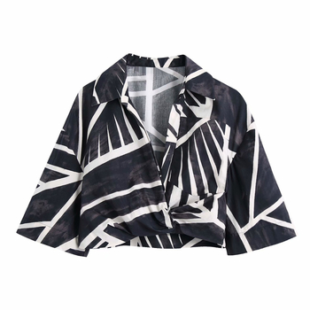 Bluza s geometrijskim printom, kratki rukavi, rever ovratnik, normalan kroj, poliester 95%