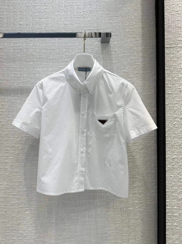 Női pamut pólóing rövid ujjú, normál szabású, preppy stílus.