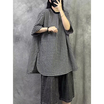 Košulja od pamuka i lana, slobodan kroj, okrugli izrez vrata, kratke rukave, književno retro stil