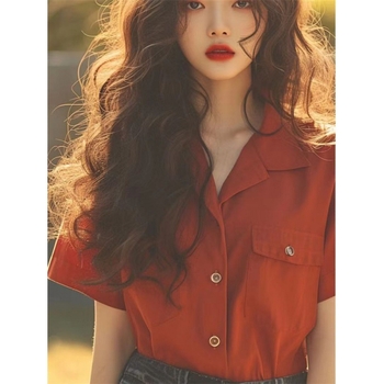 Γυναικείο πουκάμισο με κλασικό γιακά, κοντά μανίκια, αστικό στυλ καθημερινότητας, κουμπιά σε μία σειρά, Καλοκαίρι 2024