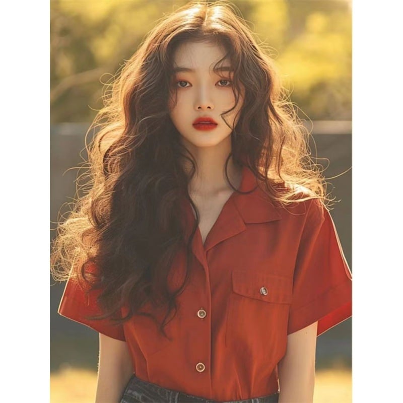 Γυναικείο πουκάμισο με κλασικό γιακά, κοντά μανίκια, αστικό στυλ καθημερινότητας, κουμπιά σε μία σειρά, Καλοκαίρι 2024