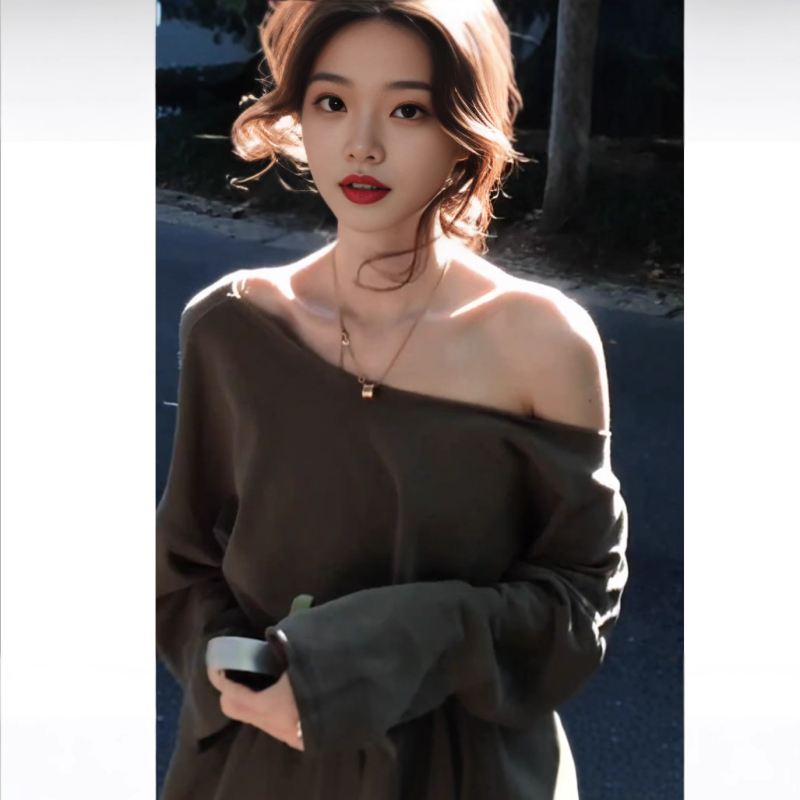 Γυναικείο μακρυμάνικο crop T‑shirt σε κορεατικό στυλ, με κουκούλα, στενή γραμμή, μονόχρωμο, βαμβακο-πολυεστερική ανάμιξη, άνοιξη 2025