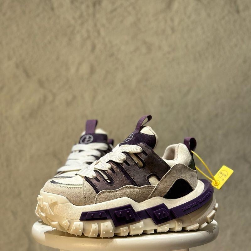Tenisice tip dad sneakers s gornjim dijelom od platna, gumom na potplatu, vezanje, niski kroj, latex ulošak