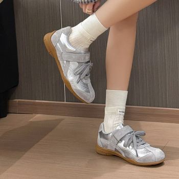 Casual tenisice za žene: gornji dio od prave kože, zaobljena prst, debela potplata 3-5 cm, vezanje šnurkama, potplata od prirodnog kaučuka