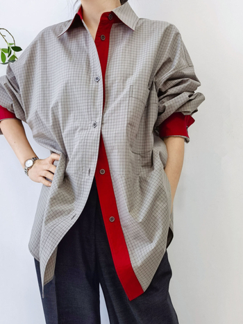 Pamučna karirana bluza s polo ovratnikom, široki kroj, srednja duljina, patchwork detalji