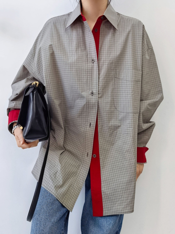 Pamučna karirana bluza s polo ovratnikom, široki kroj, srednja duljina, patchwork detalji