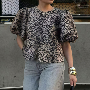 Női poliészter ing állatmintával, kardigán-stílusú laza megjelenés, rövid puffos ujj, kerek nyak, hossz 50–65 cm, nyár 2025