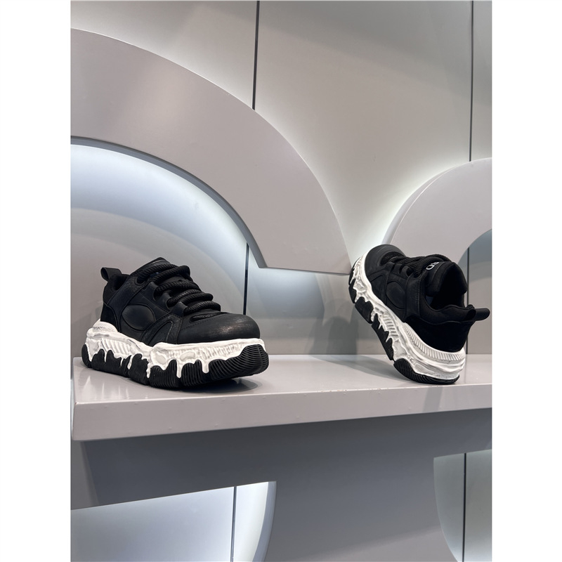 Muške tenisice u stilu dad shoes - Gornji materijal: super vlakno; Oblik prstiju: oštro; Zatvaranje: vezanje; Unutrašnjost: koža