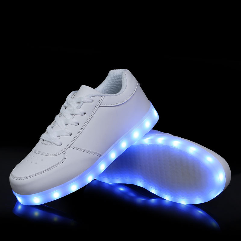 Unisex niske tenisice s LED svjetlima, USB punjenje, prozračni unutarnji mrežasti materijal, gumeni potplat