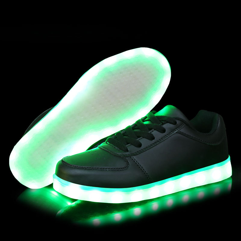 Unisex niske tenisice s LED svjetlima, USB punjenje, prozračni unutarnji mrežasti materijal, gumeni potplat