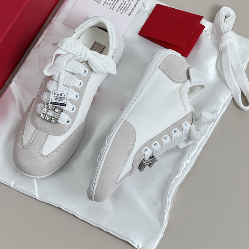 Adidași din piele pentru femei, cu șireturi, litere brodate și catarame metalice, talpă TPU