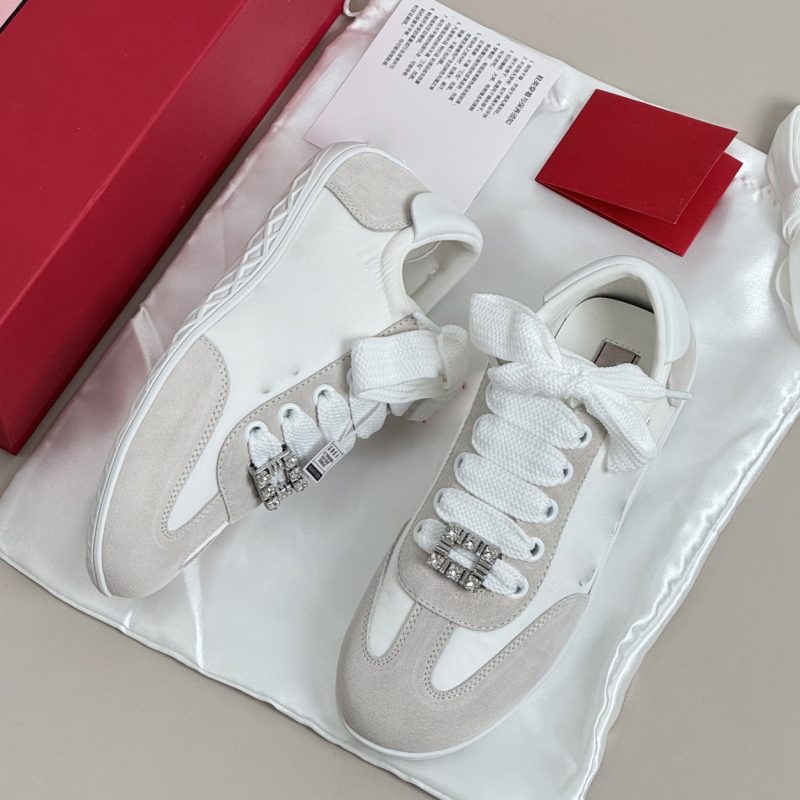 Adidași din piele pentru femei, cu șireturi, litere brodate și catarame metalice, talpă TPU