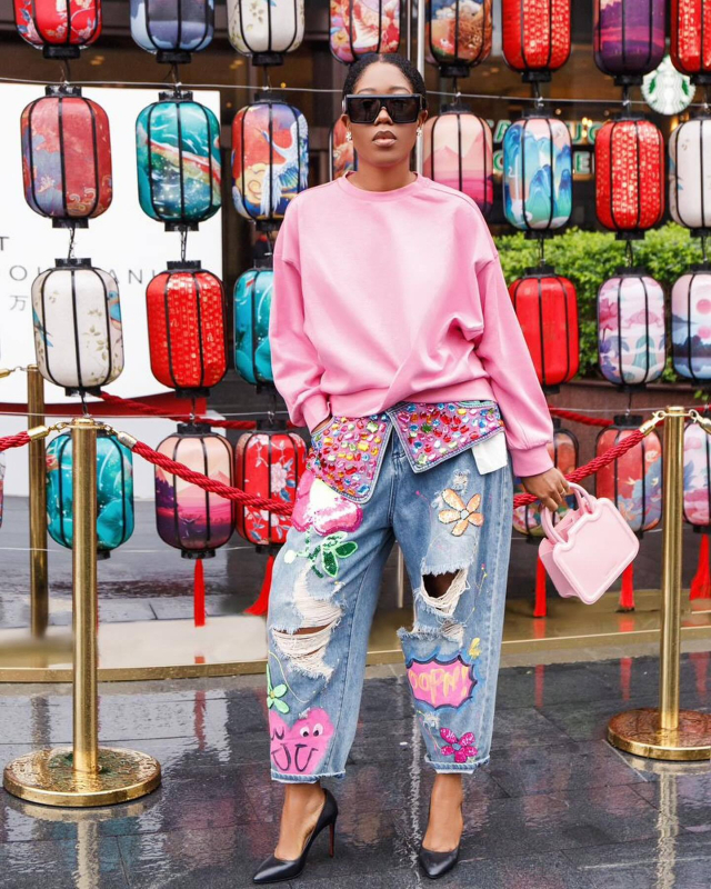 Odie jeanși din denim cu imprimeu, talie medie, croială dreaptă, denim stretch (30–50% poliester, 70–80% spandex), Primăvara 2024