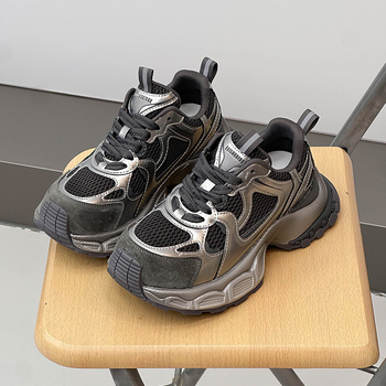 Pantofi sport damă dad shoes cu talpă PU, partea superioară din piele sintetică, guler scăzut (low-top), închidere cu șireturi, toc mediu 3–5 cm