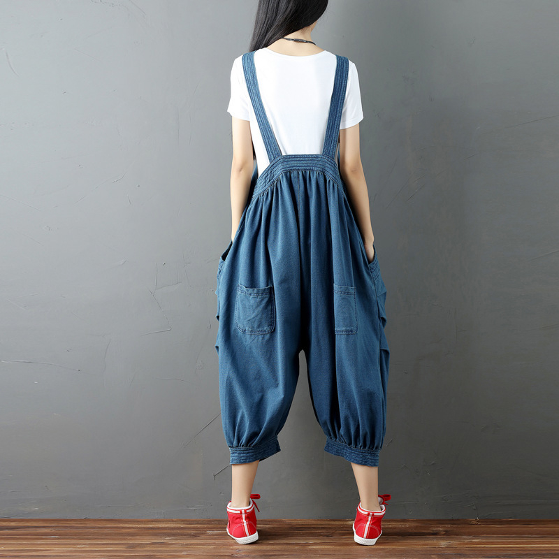 Salopetă denim cu bretele – talie înaltă, croială lejeră, lungime cropped, 95% bumbac