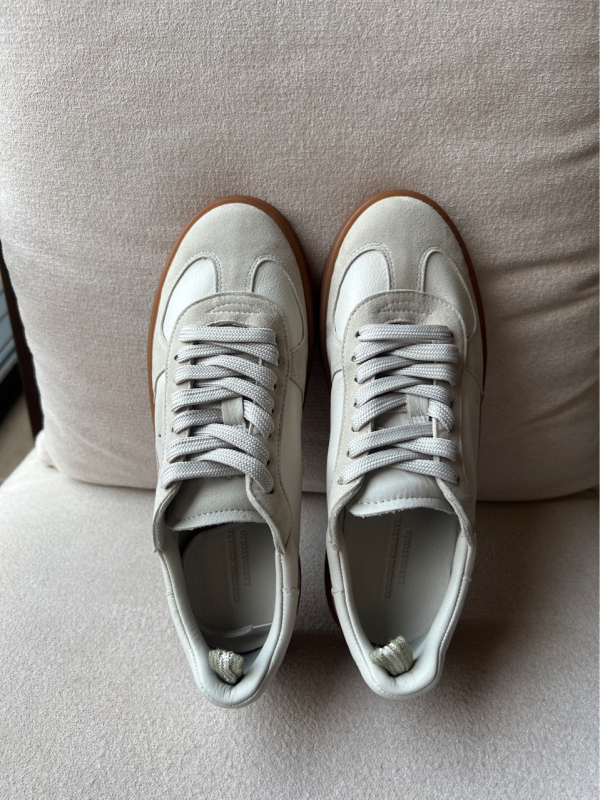 Pantofi casual unisex — vârf rotund, piele de miel la exterior și interior, talpă din cauciuc, toc mic 1–3 cm