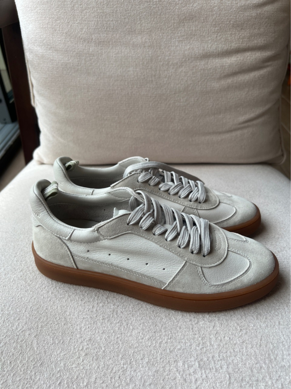 Pantofi casual unisex — vârf rotund, piele de miel la exterior și interior, talpă din cauciuc, toc mic 1–3 cm