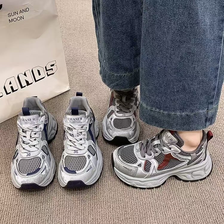 Adidași dama cu talpă groasă și plasă dublă, stil casual-sport, înălțime talpă 5 cm, partea superioară din suede și microfibră, talpă din cauciuc, fermoar pe spate și șireturi