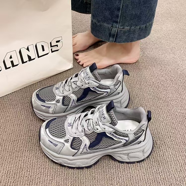 Adidași dama cu talpă groasă și plasă dublă, stil casual-sport, înălțime talpă 5 cm, partea superioară din suede și microfibră, talpă din cauciuc, fermoar pe spate și șireturi