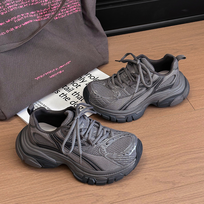 Ženske tenisice retro stil dad shoes s debelim potplatom, niski gornji dio, vezivanje (Gornji materijal: umjetna koža + platno; Prst: okrugli; Potplat: guma; Unutrašnjost: mrežasta podstava)