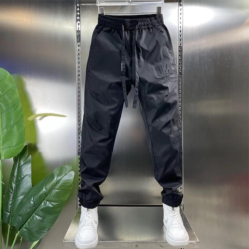 Muške casual hlače jogger - prozračni poliester, Jacquard otisak s slovima, srednji pojas, kratka duljina, uske manžetne