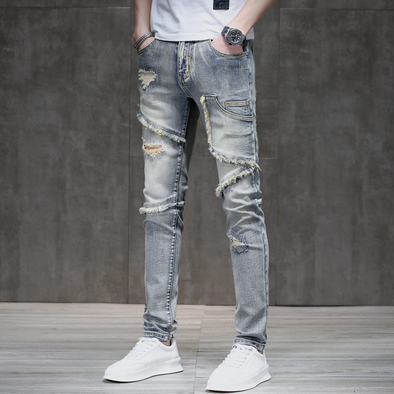 Muške slim-fit traperice od denima s distressed efektom i raw rubom, 90% pamuk, elastičan materijal, srednji pojas, zatvarač, višestruke džepove