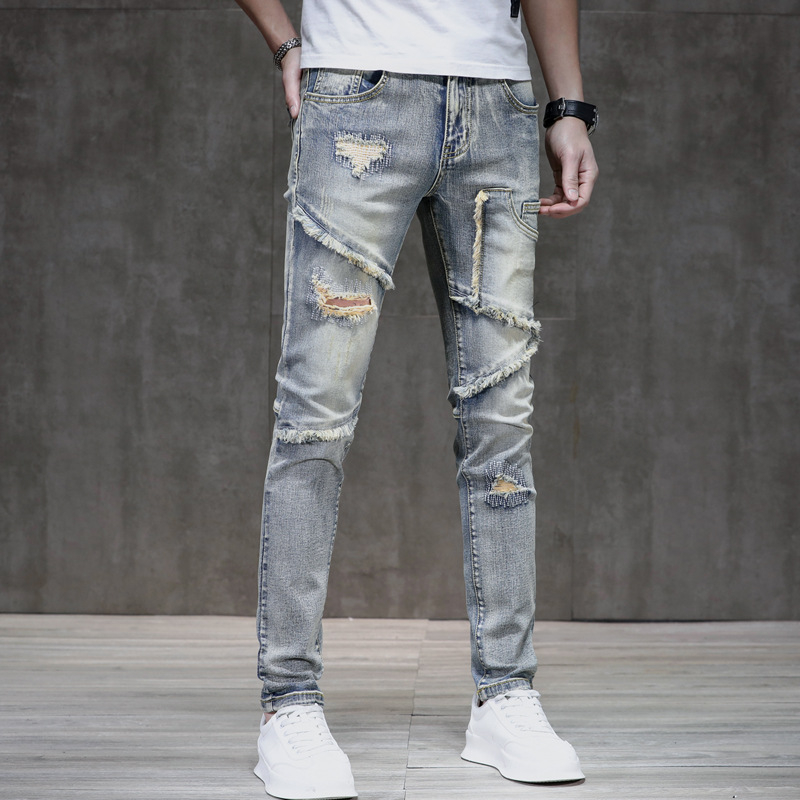 Muške slim-fit traperice od denima s distressed efektom i raw rubom, 90% pamuk, elastičan materijal, srednji pojas, zatvarač, višestruke džepove