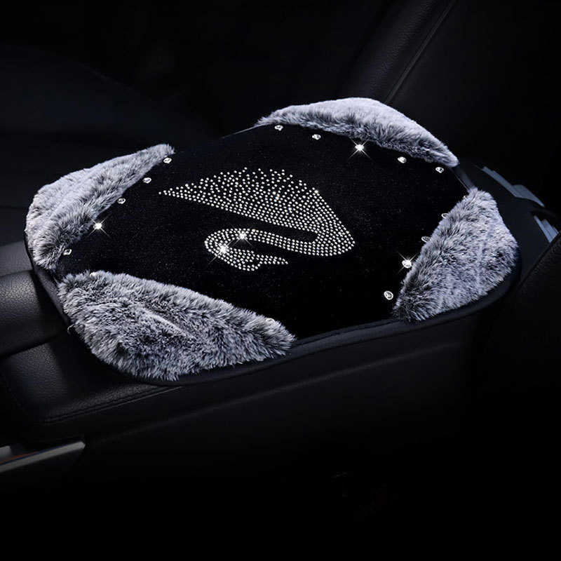 Perna de cotieră auto din material textil cu pluș de iarnă și cristale, model 0321