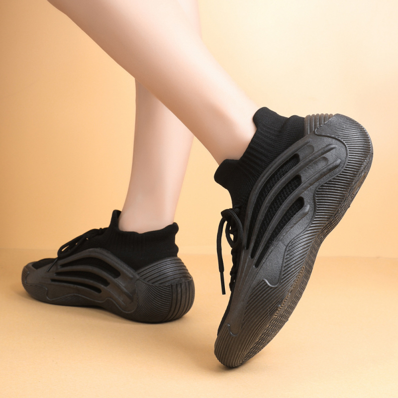 Ženske tenisice s Flyknit gornjim dijelom, debeli đon, prozračan mrežasti gornji dio, EVA đon, nizak model s vezicama