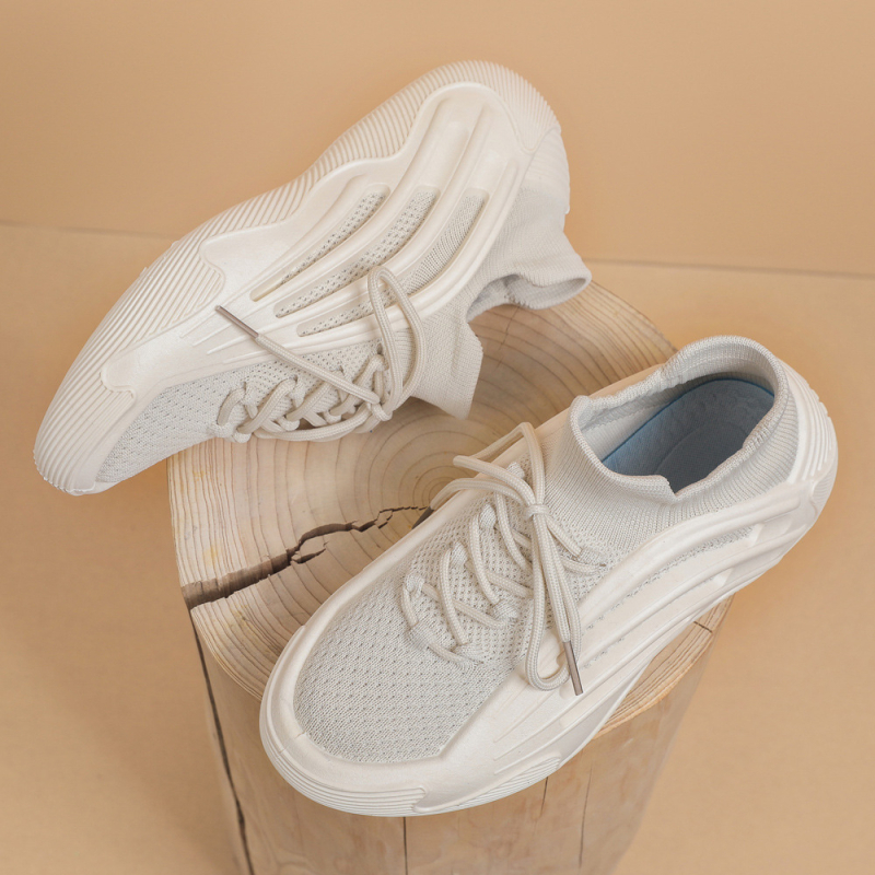 Ženske tenisice s Flyknit gornjim dijelom, debeli đon, prozračan mrežasti gornji dio, EVA đon, nizak model s vezicama