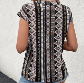 Boemska bluza s netopirskim rukavom i V-izrezom, poliester 95%+, prugasti uzorak, pulover, kratki rukavi, duljina 50–65 cm