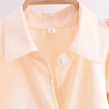 Дамски топ с панделка, свободна кройка, къс ръкав, яка тип лапел, полиестер 95%+