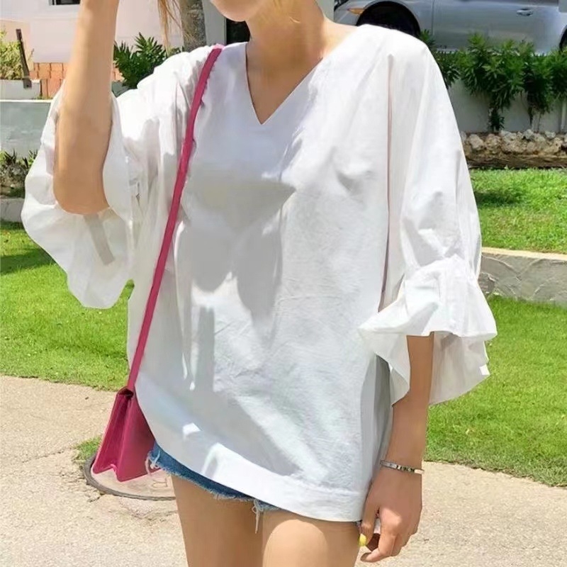 Košulja slobodnog kroja, japansko-korejski casual stil, V-izrez, lantern rukave, baby-doll silueta