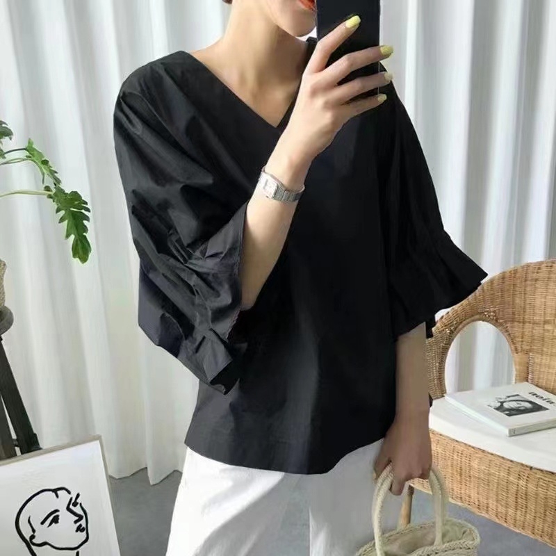 Košulja slobodnog kroja, japansko-korejski casual stil, V-izrez, lantern rukave, baby-doll silueta