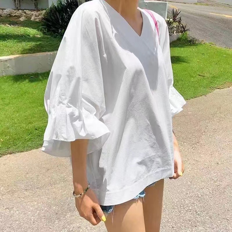 Košulja slobodnog kroja, japansko-korejski casual stil, V-izrez, lantern rukave, baby-doll silueta