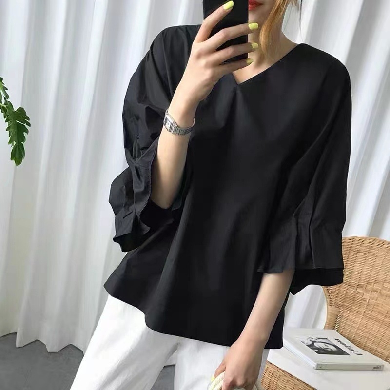 Košulja slobodnog kroja, japansko-korejski casual stil, V-izrez, lantern rukave, baby-doll silueta