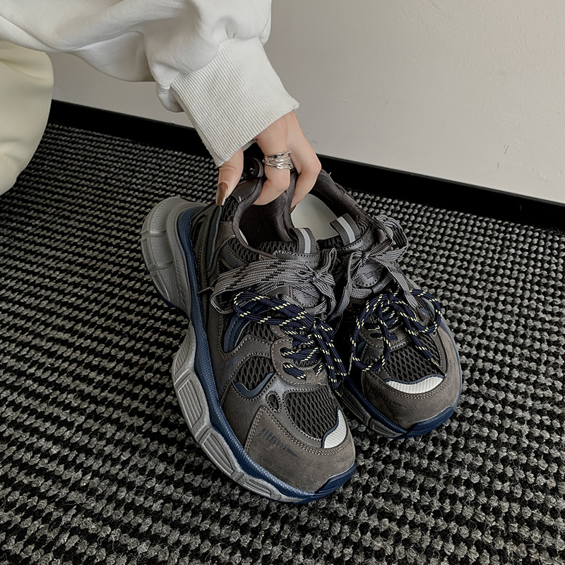 Ženske tenisice dad shoes, gornji dio od kože + umjetne kože + platna; prozračene; okrugli vrh; debeli potplat; gumeni potplat
