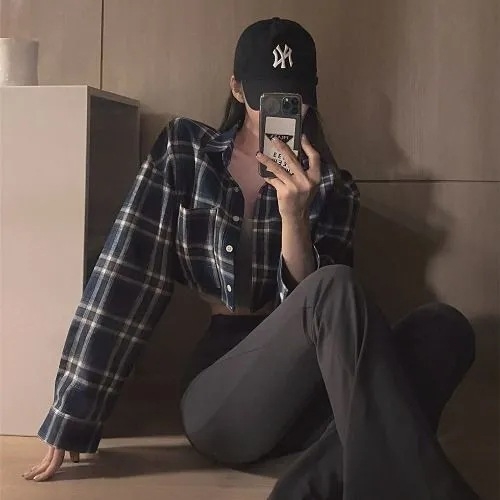 Košulja s polo ovratnikom, karirani uzorak, retro stil, dugi rukavi, kratka duljina