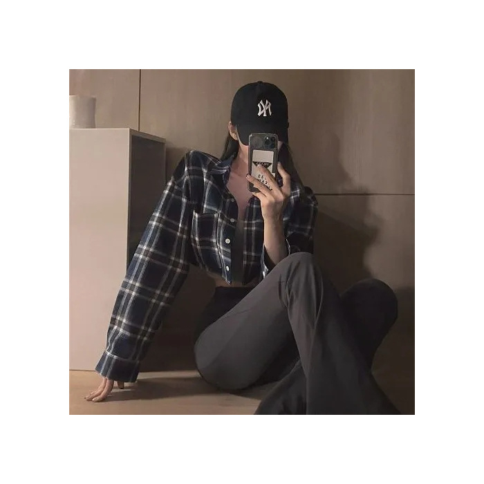 Košulja s polo ovratnikom, karirani uzorak, retro stil, dugi rukavi, kratka duljina