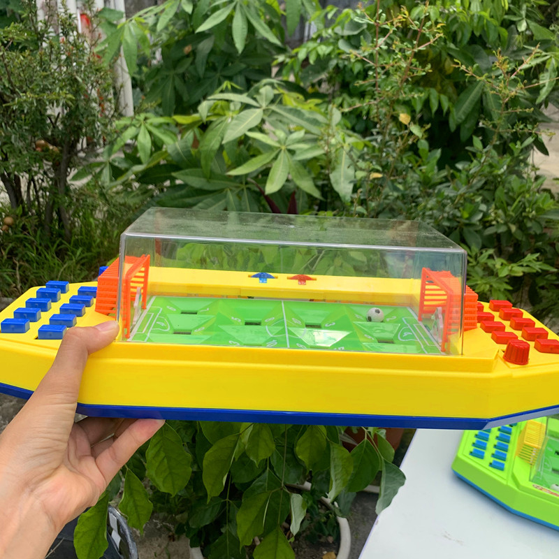 Пластмасова настолна баскетболна игра с катапулт за пръсти, интерактивна семейна игра в стил настолен футбол, за деца 4–14 години.