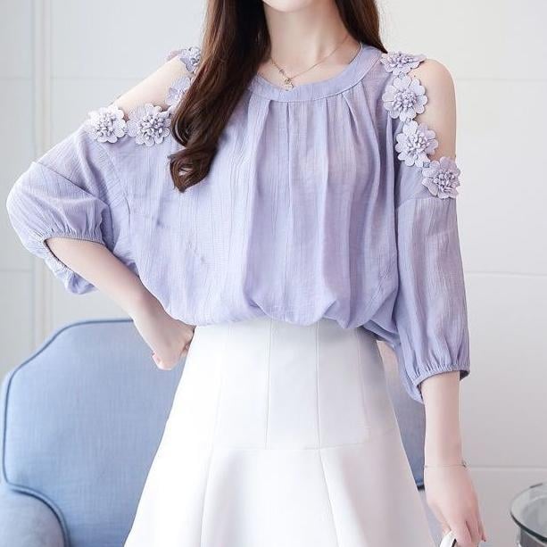 Bluza s golim ramenima, kratki rukavi, šifon, 3D uzorak, okrugli izrez, casual pulover stil, 70–80% poliester s pamukom <30%, duljina 50–65 cm