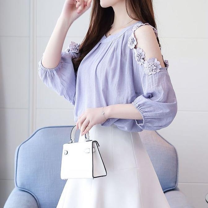 Bluza s golim ramenima, kratki rukavi, šifon, 3D uzorak, okrugli izrez, casual pulover stil, 70–80% poliester s pamukom <30%, duljina 50–65 cm
