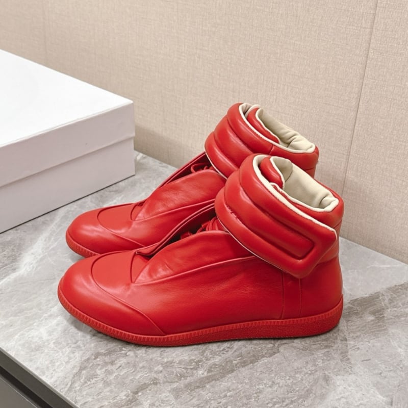 Unisex υψηλά αθλητικά παπούτσια με επάνω από βοϊνό δέρμα, Velcro κλείσιμο, PU μεσόπατος, αντιολισθητική καουτσούκ σόλα, εσωτερικό από δέρμα προβάτου