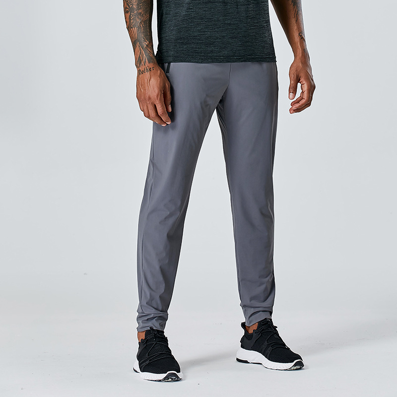 Muške sportske hlače - brzo sušeće, slim-fit, warp-knit tkanina od 80% najlona, prugasti uzorak, srednji pojas