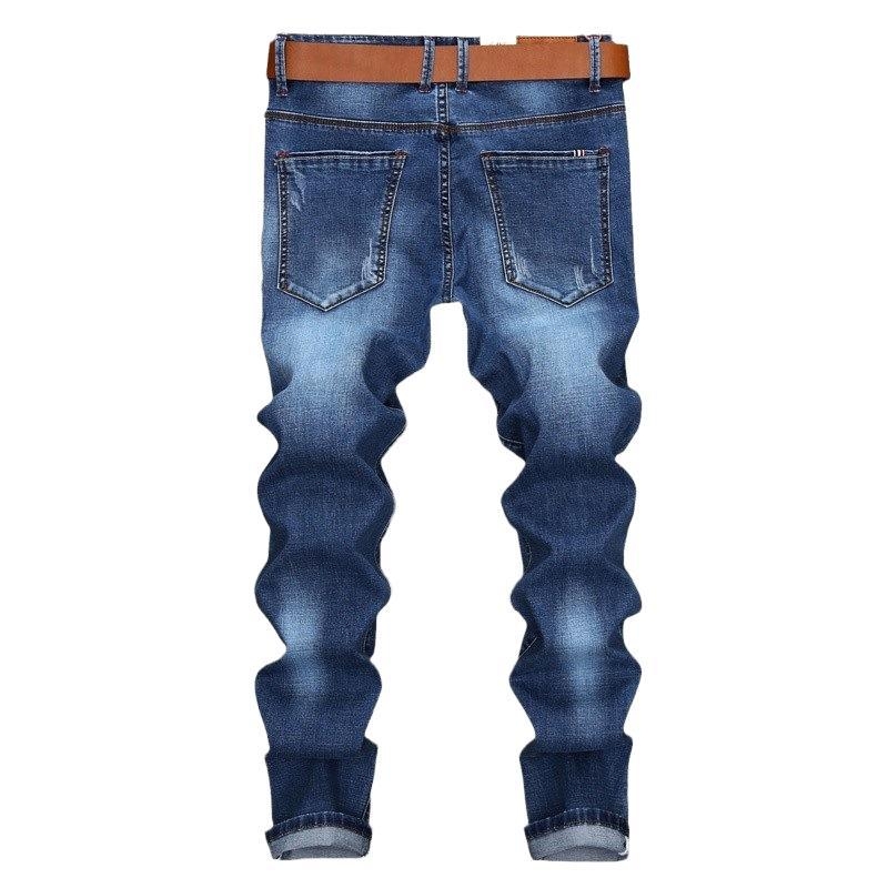 Muške traperice s poderanim koljenima i patchwork detaljima, ravni kroj, srednji struk, zatvaranje vezicom, denim s poliestrom