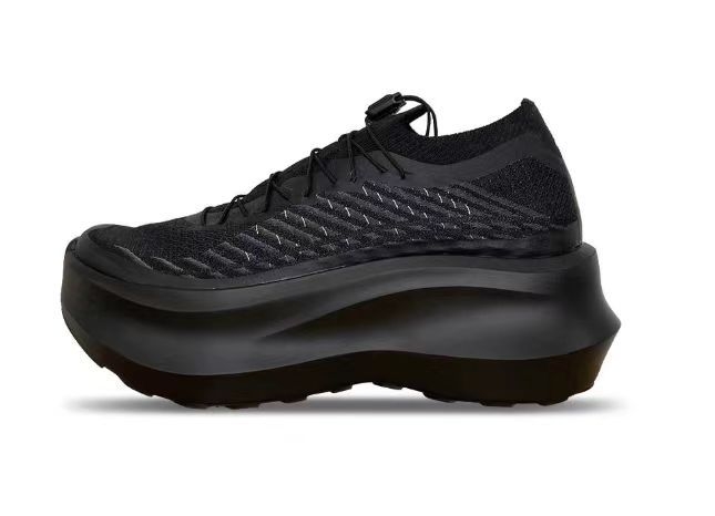 Női sportcipő PU hálós felsőrésszel, platforma 6–8 cm, EVA talp, belső talp műbőrrel