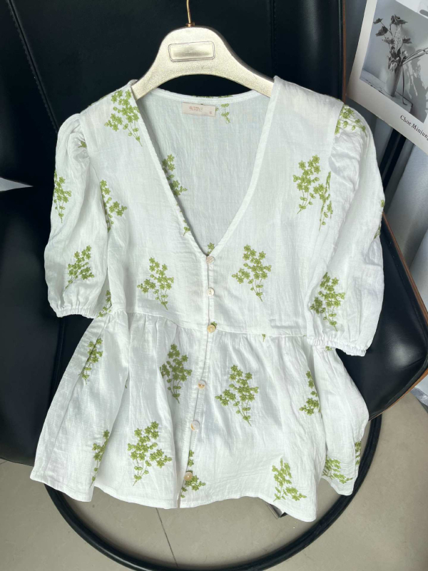 Cardigan din bumbac cu mâneci scurte, guler în V, broderie florală și nasturi