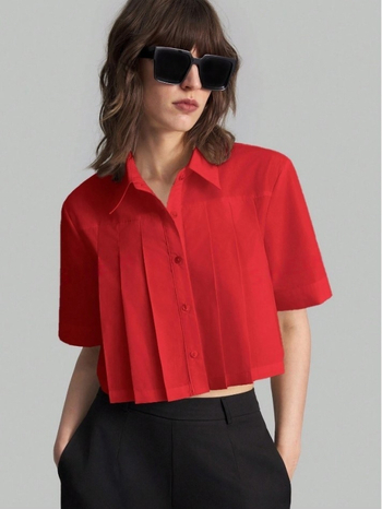 Korejski stil polo košulja s ovratnikom, kratkih rukava, plisirani dizajn i patchwork stil, 80-90% poliester, <30% spandeks