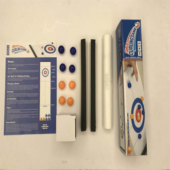 Desktop Mini Curling Igra Za Obiteljske Zabave — Interaktivna unutarnja stolna igra; Materijal: netkani tekstil + plastika; Razvija koordinaciju ruka-oko; Dobna skupina: 4–60 godina